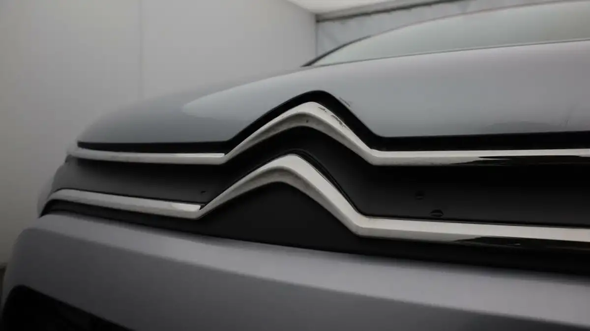 2021-citroen-c3-12-puretech-shine-plus-83ps-big-20
