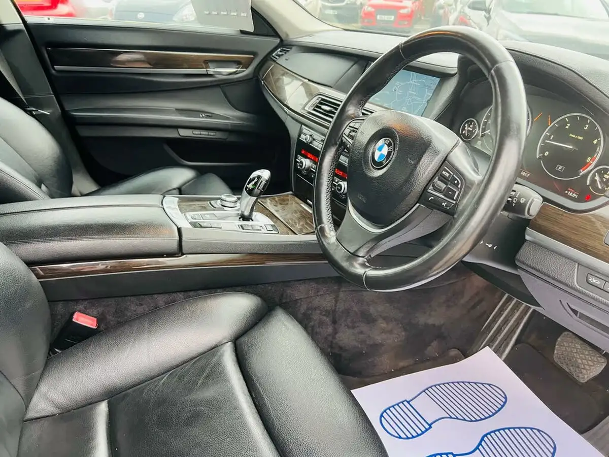 2011-bmw-7-series-30td-730ld-se-big-13