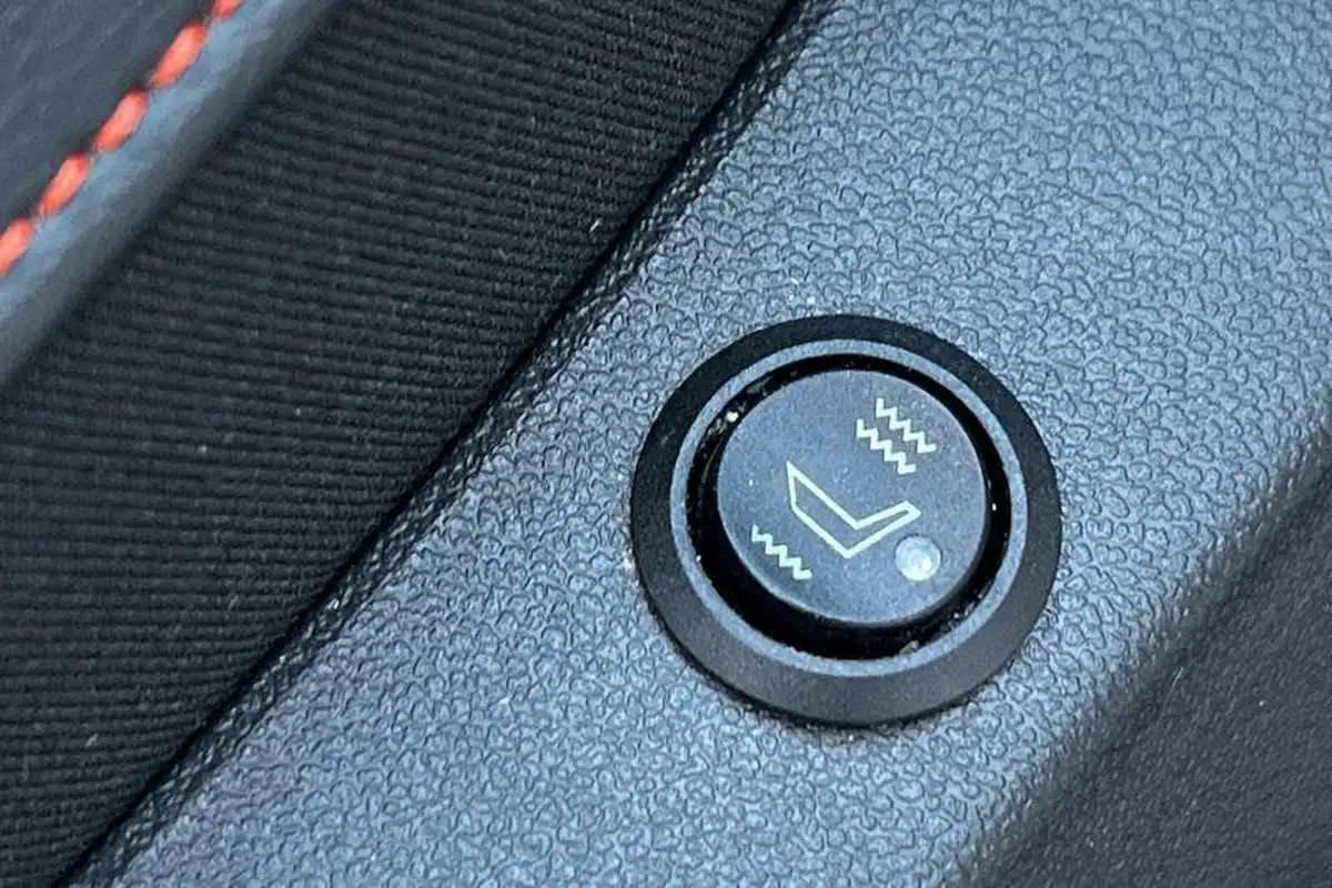 2020-seat-leon-15-etsi-fr-first-edition-hatchback-big-21
