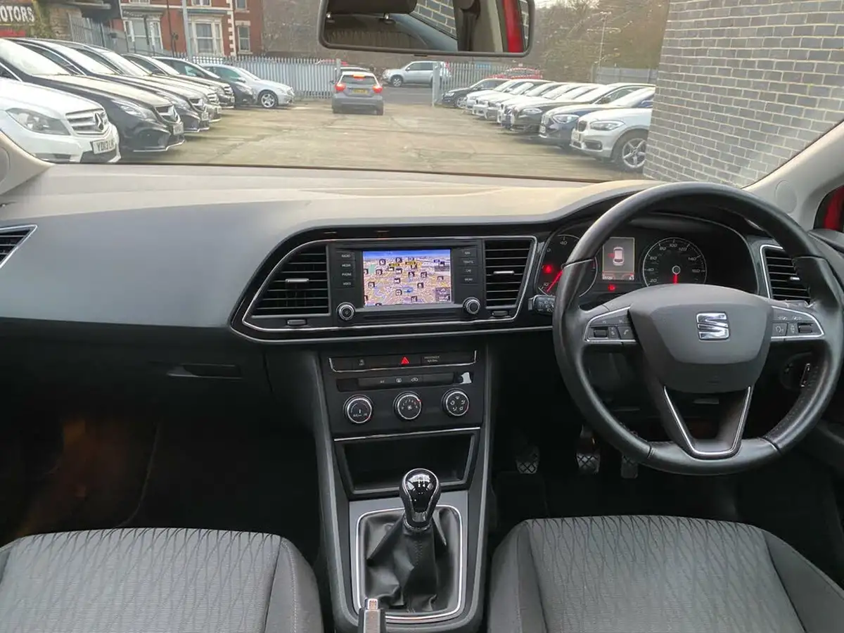 2014-seat-leon-16tdi-se-tech-pack-cr-105ps-ss-hatchback-5d-big-35