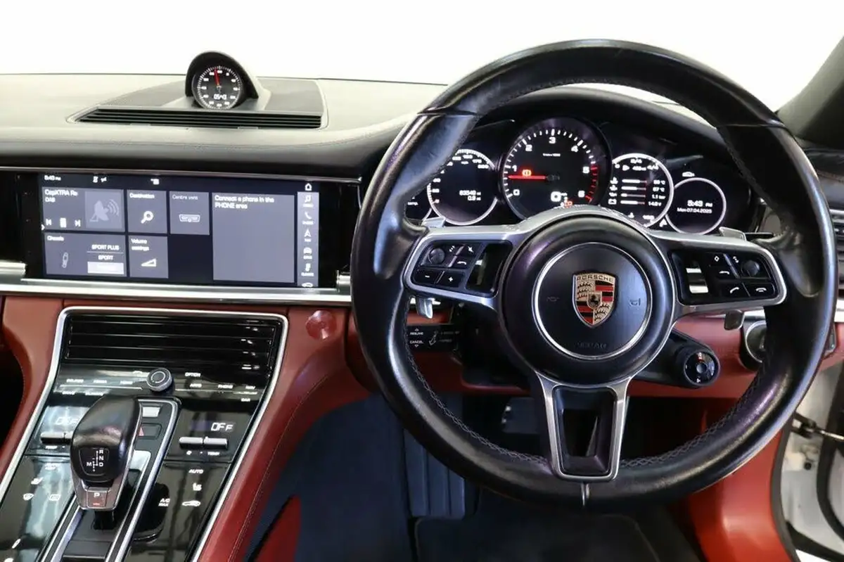 2017-porsche-panamera-40-v8-4s-diesel-422ps-sport-turismo-big-19