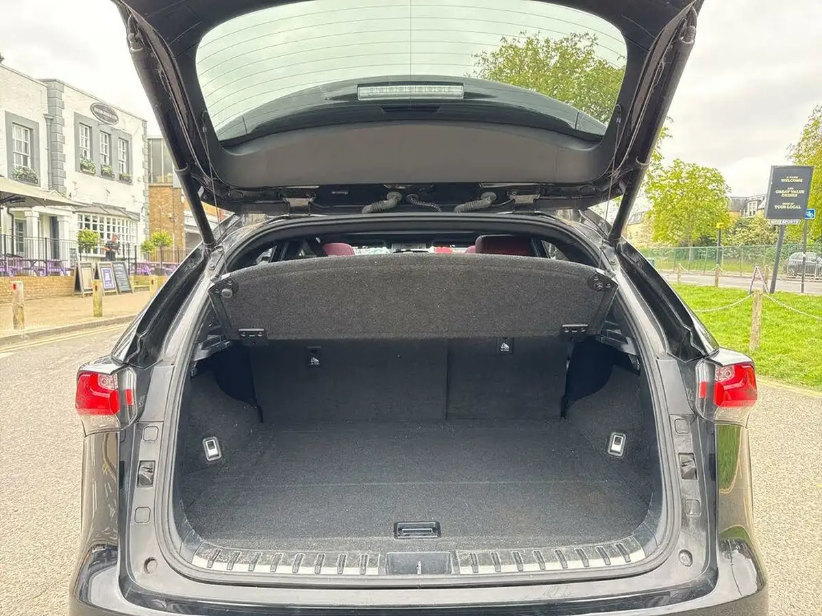 2016-lexus-nx-300h-25-f-sport-big-17