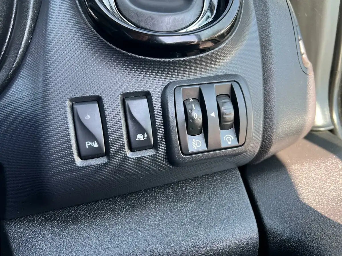 2017-vauxhall-vivaro-16cdti-sportive-2900-l2h1-125pseu6-biturbo-ss-panel-big-7