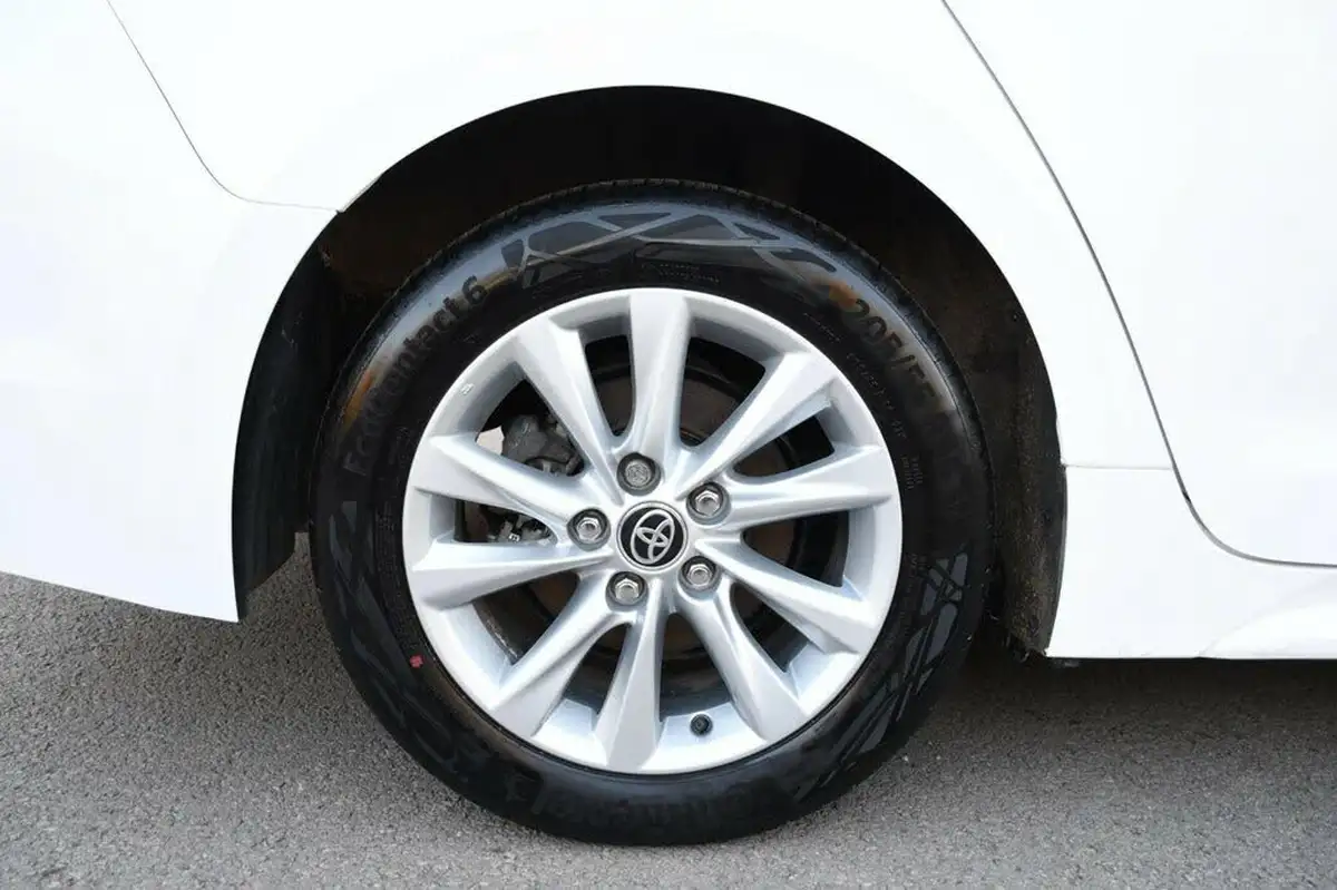 2024-toyota-corolla-18-vvt-i-icon-touring-sports-big-33
