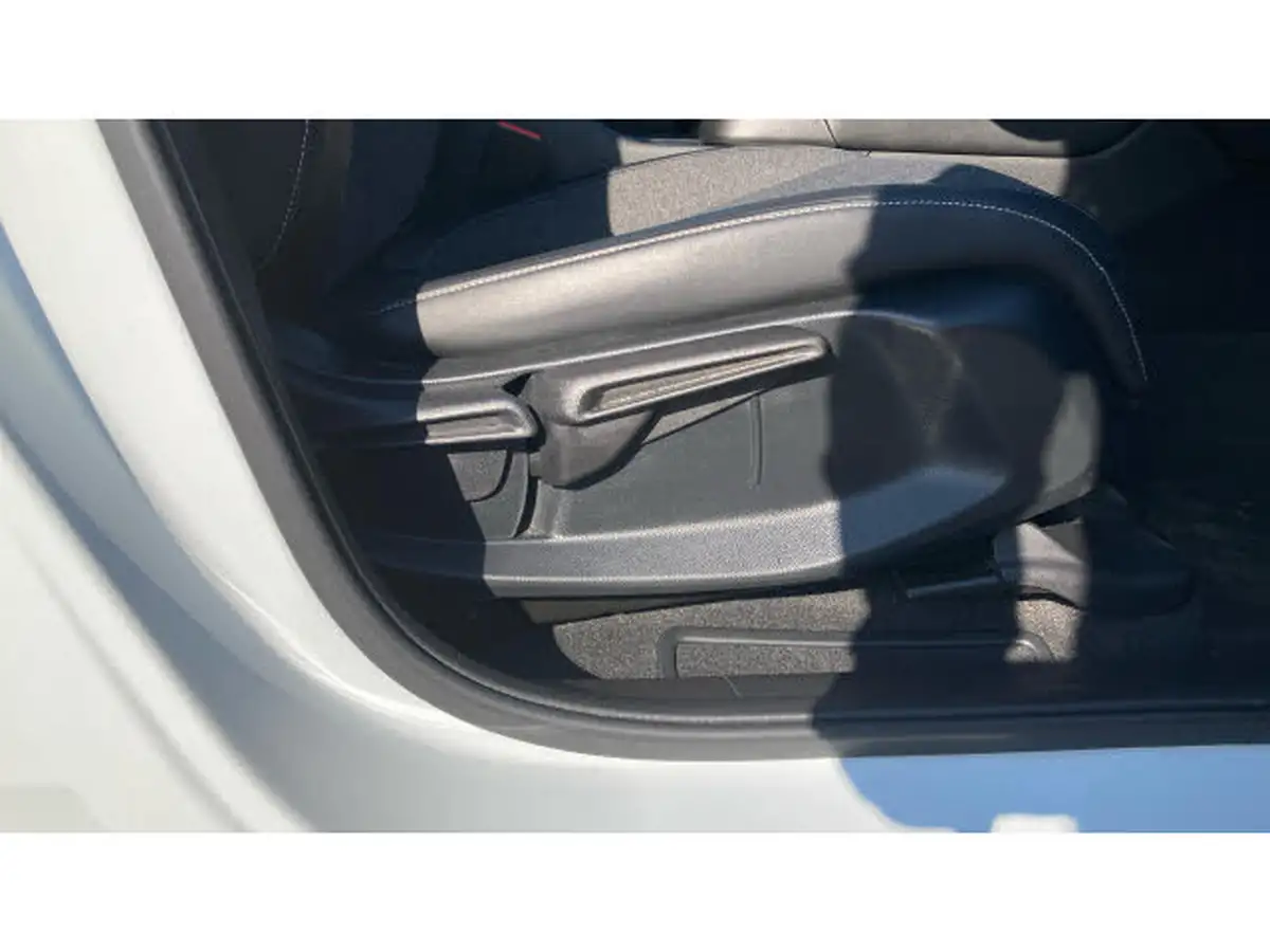 2021-honda-jazz-15-i-mmd-ex-107ps-big-15