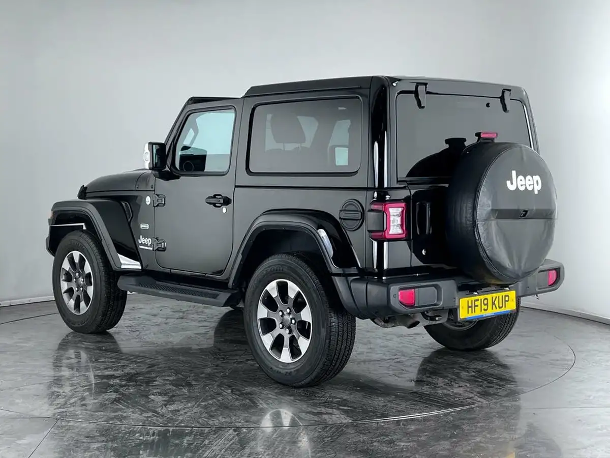 2019-jeep-wrangler-22-multijet-ii-overland-hard-3d-big-2