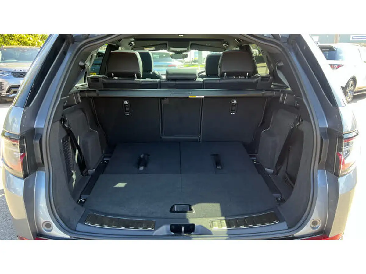 2023-land-rover-discovery-sport-20-d200-r-dynamic-hse-big-9