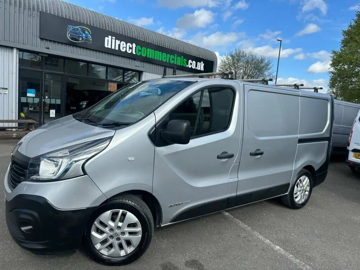 2015-renault-trafic-16dci-sl27-120-sport-low-roof-van-big-19