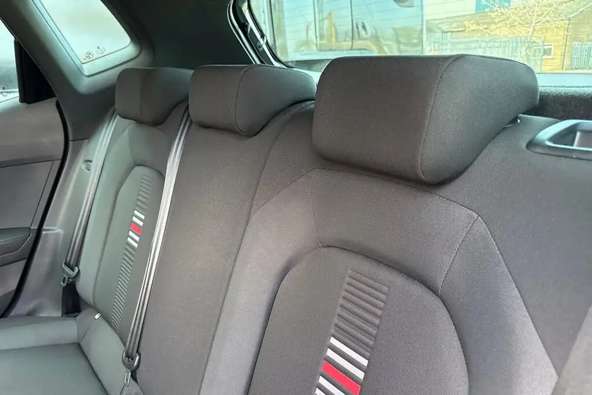 2021-seat-arona-10-tsi-fr-110ps-big-18