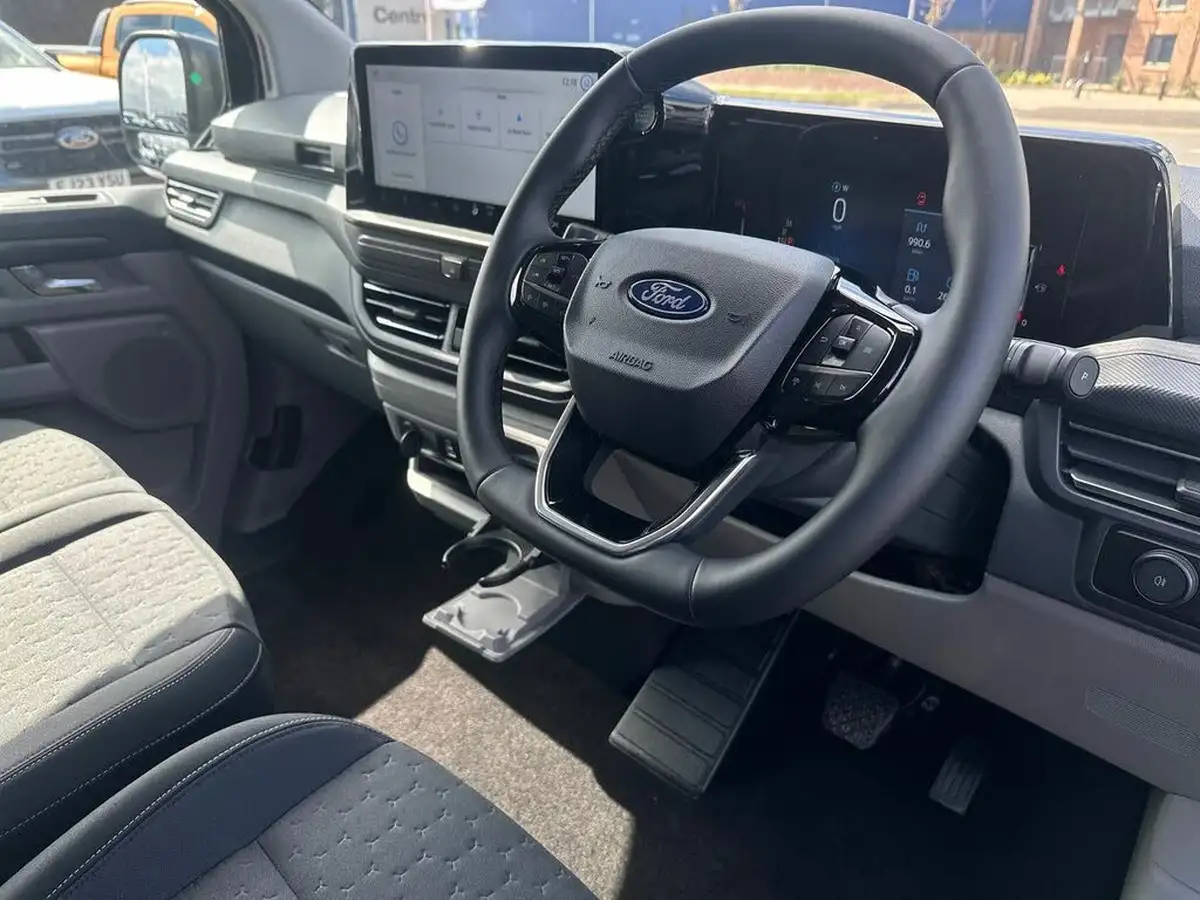 2024-ford-transit-custom-20tdci-300-l2h1-limited-136pseu6e-double-cab-in-van-1997cc-auto-big-16