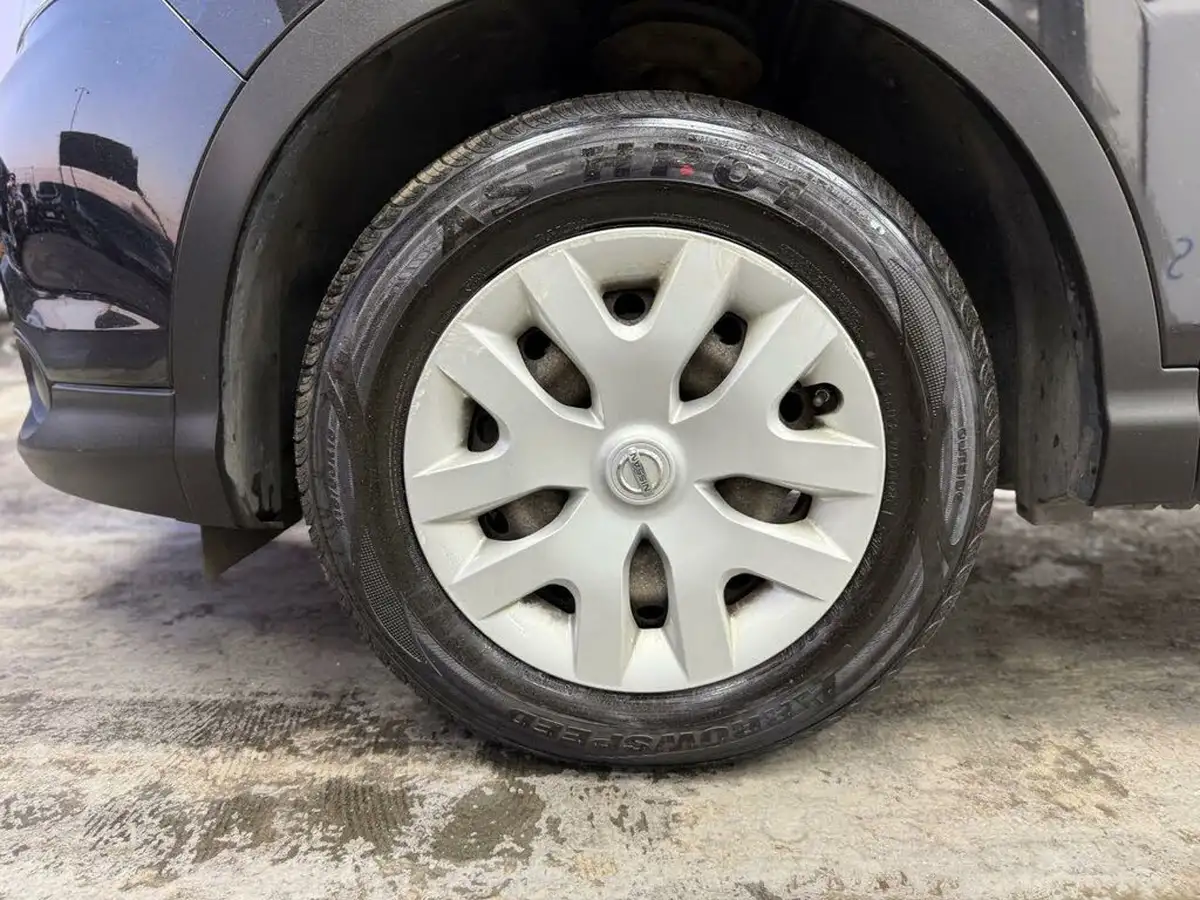 2014-nissan-qashqai-15dci-visia-big-13