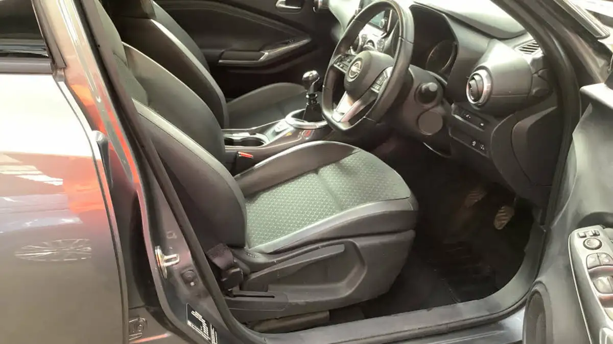 2023-nissan-juke-10-dig-t-n-connecta-big-8