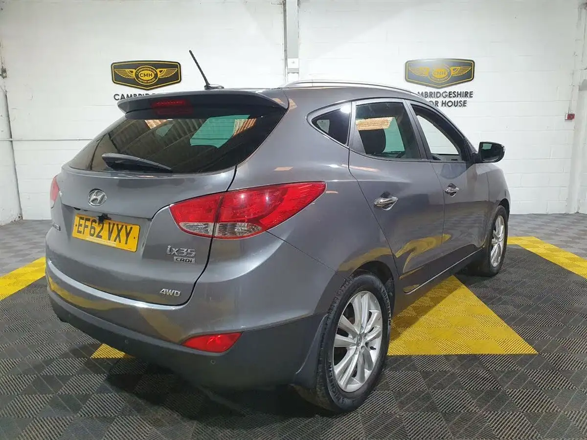 2012-hyundai-ix35-20td-premium-4wd-big-4
