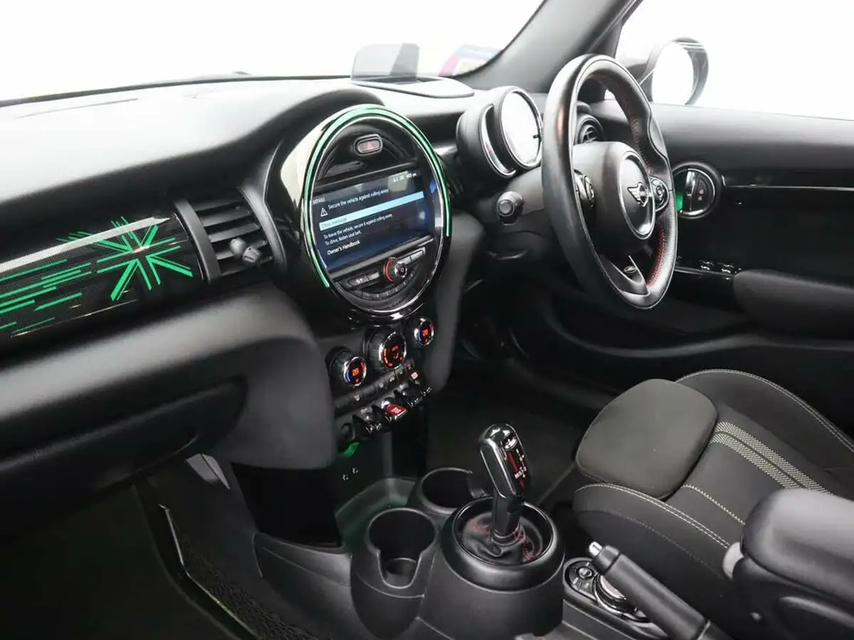 2018-mini-cooper-20-cooper-s-series-ii-chiliss-hatchback-5d-sport-auto-big-8