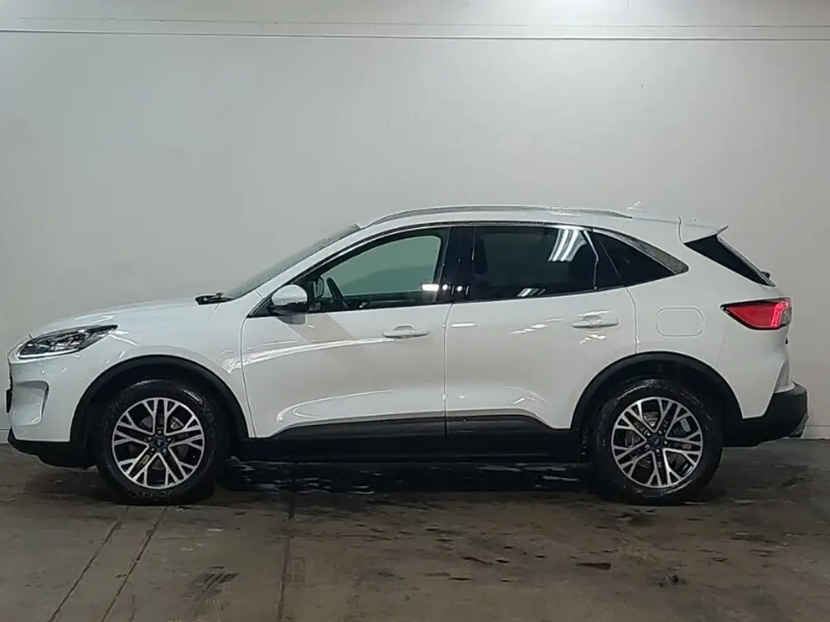 2022-ford-kuga-15-titanium-edition-auto-big-3