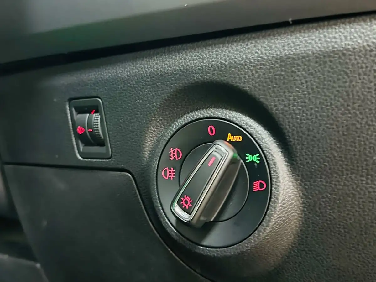 2021-seat-ibiza-10-tsi-se-technology-big-46
