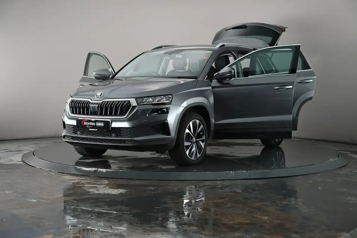 2022-skoda-karoq-15-tsi-se-l-big-40