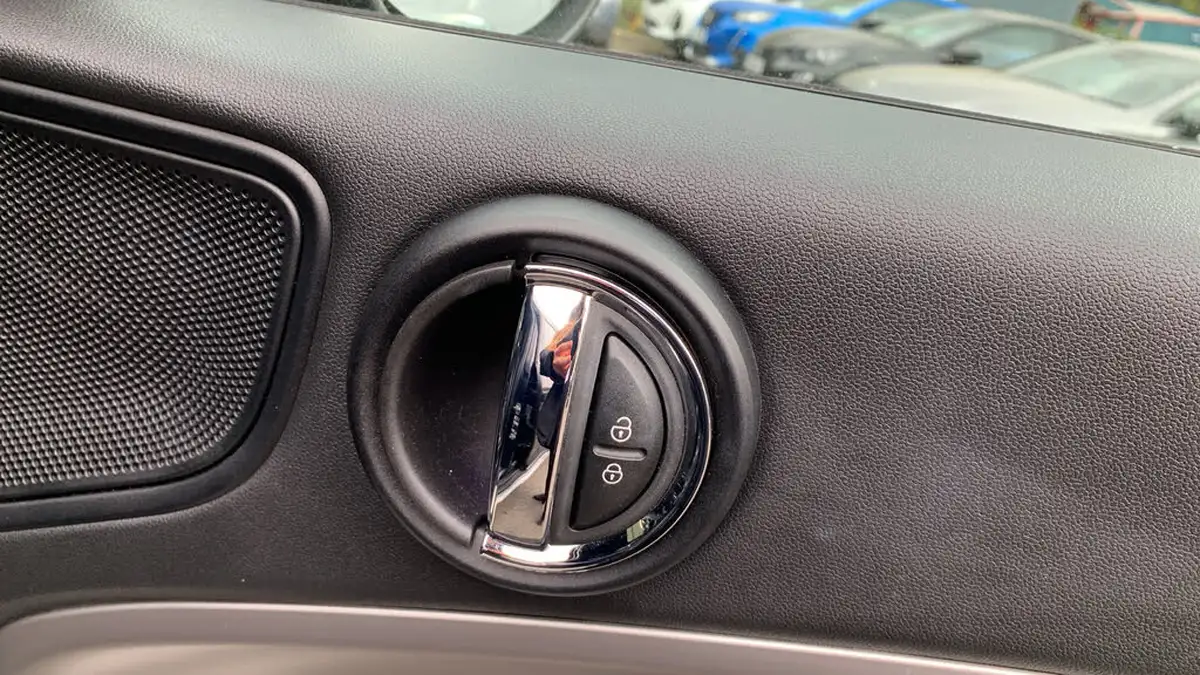 2022-mini-countryman-20-cooper-s-exclusive-all4-auto-big-21
