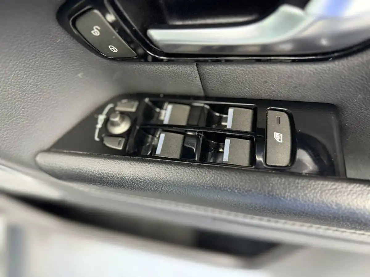 2018-land-rover-range-rover-evoque-20ed4-se-tech-hatchback-5d-big-23