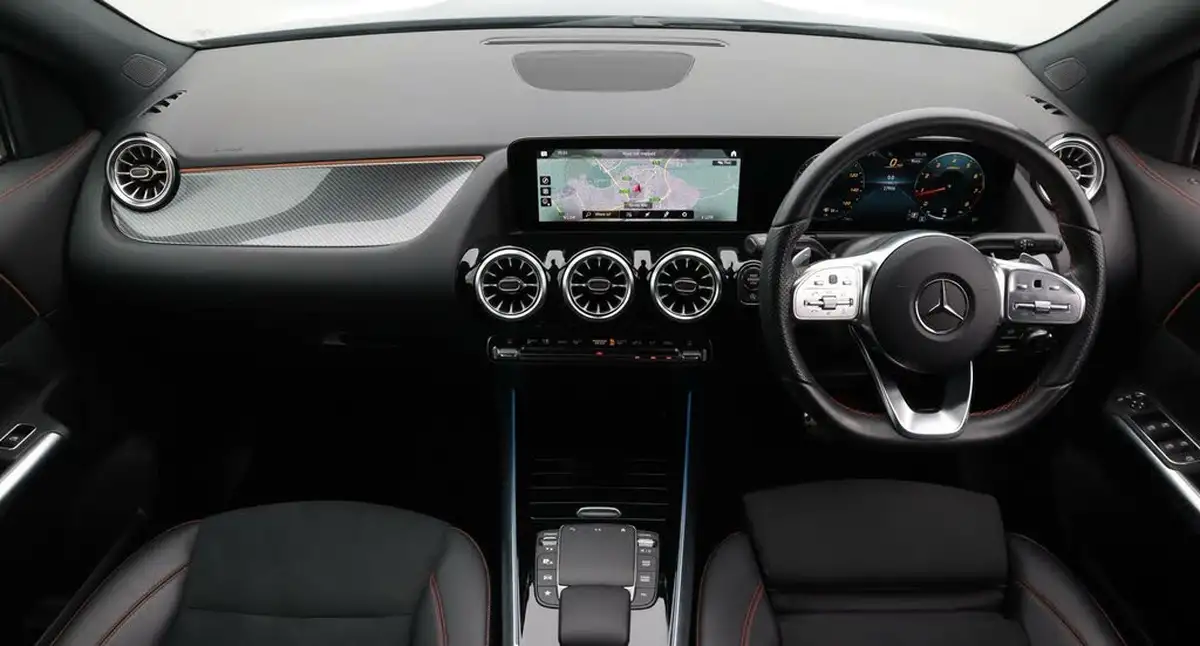2022-mercedes-benz-gla-class-13-gla-200-amg-line-premium-big-13