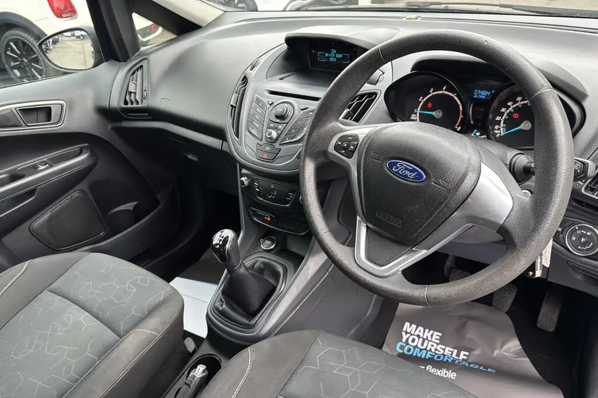 2014-ford-b-max-14-studio-big-8