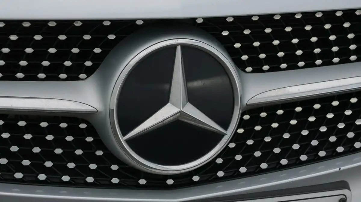 2019-mercedes-benz-c-class-20-c300-amg-line-premium-coupe-2d-big-23