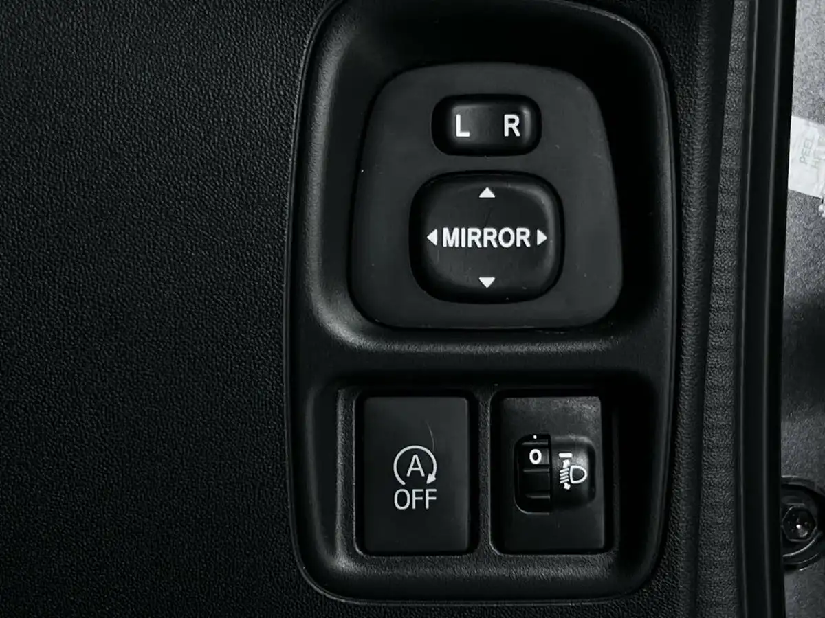 2021-citroen-c1-10-vti-shine-5d-big-26