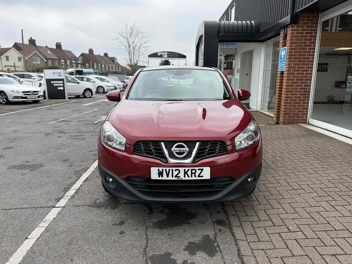 2012-nissan-qashqai-16-acenta-big-1