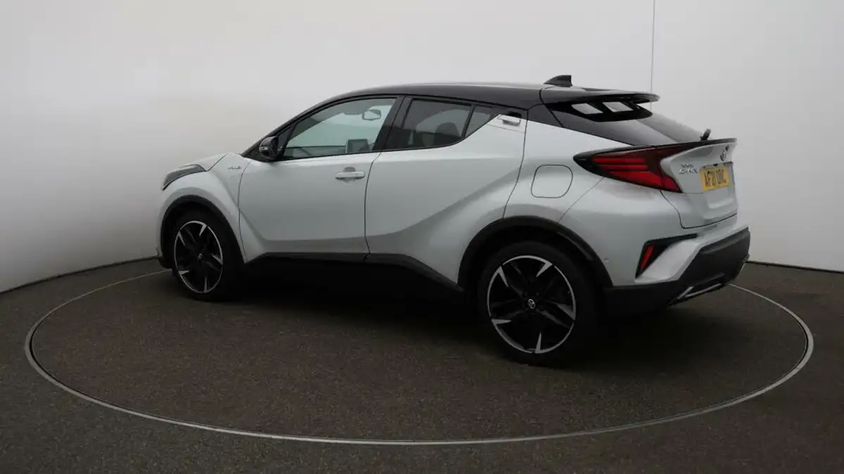 2021-toyota-c-hr-18-vvt-i-gr-sport-big-30
