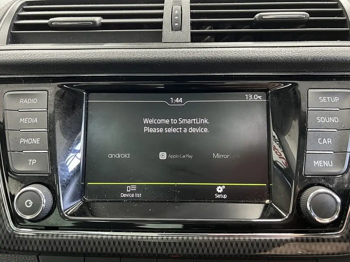 2015-skoda-fabia-12-tsi-monte-carlo-90ps-hatchback-big-13