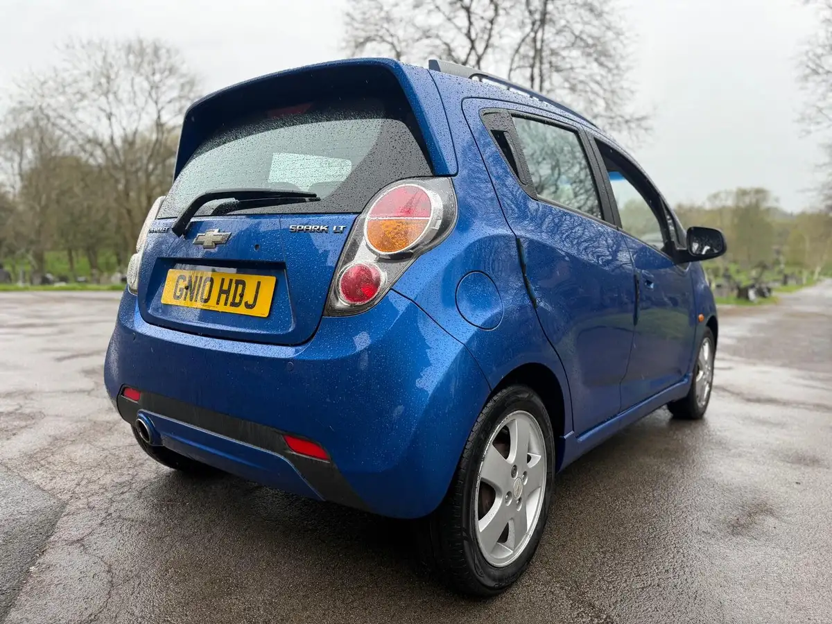 2010-chevrolet-spark-12-lt-big-3