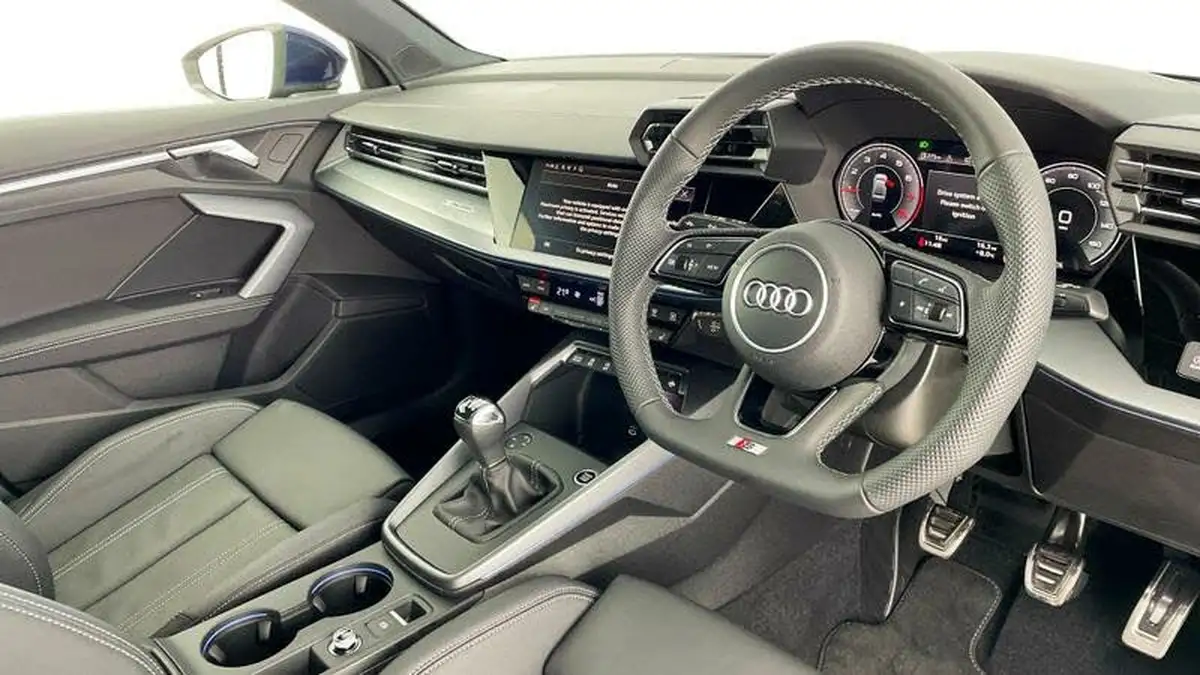2024-audi-a3-15-35-tfsi-s-line-saloon-4d-big-5
