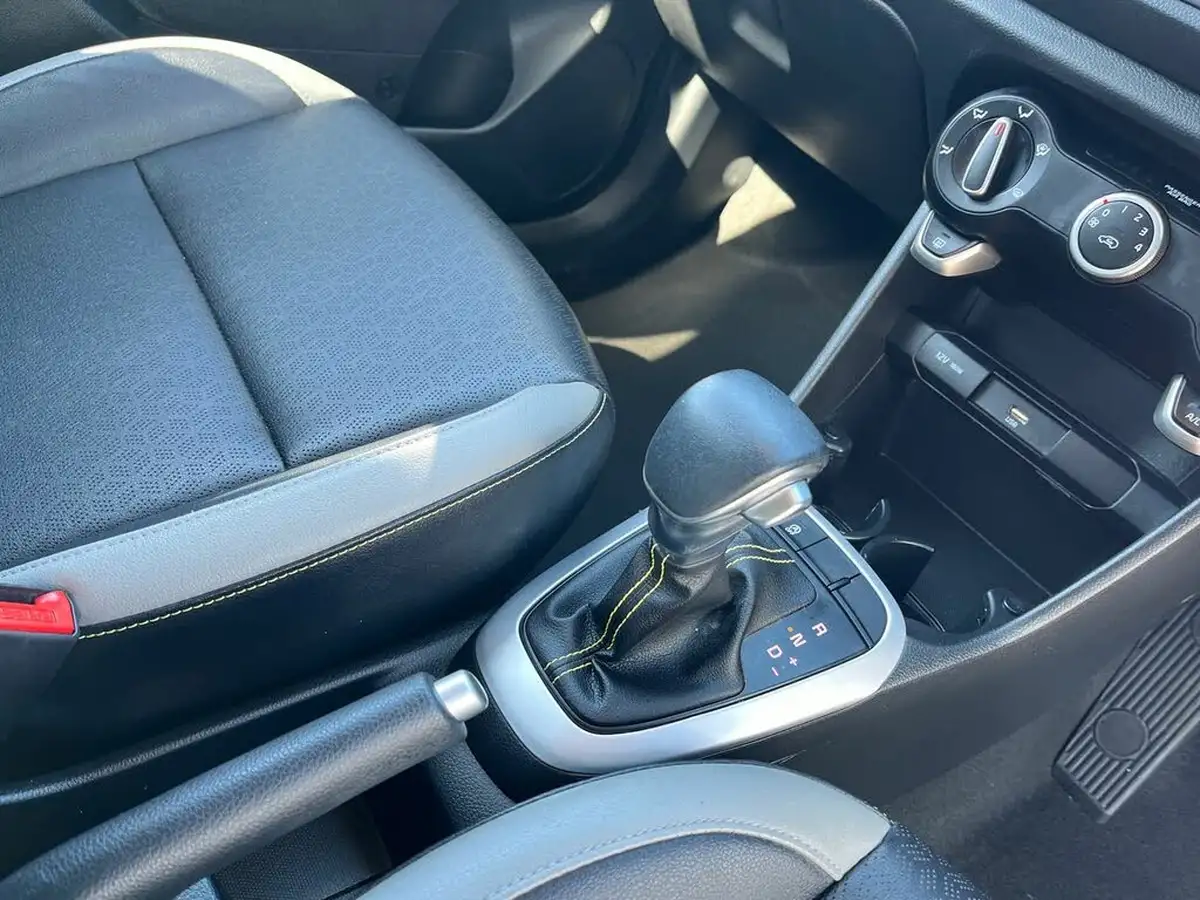 2022-kia-picanto-10-x-line-auto-seq-big-13