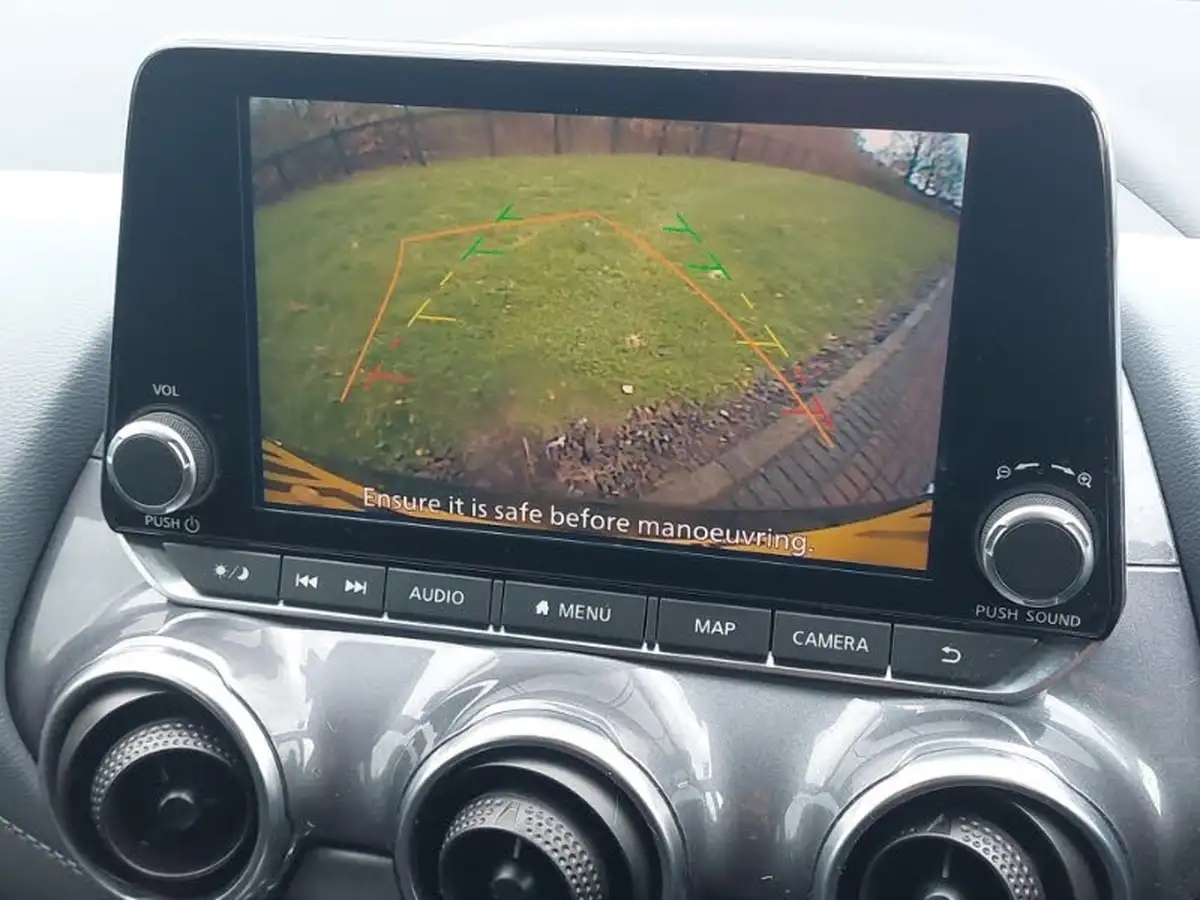 2022-nissan-juke-10-dig-t-n-connecta-big-14