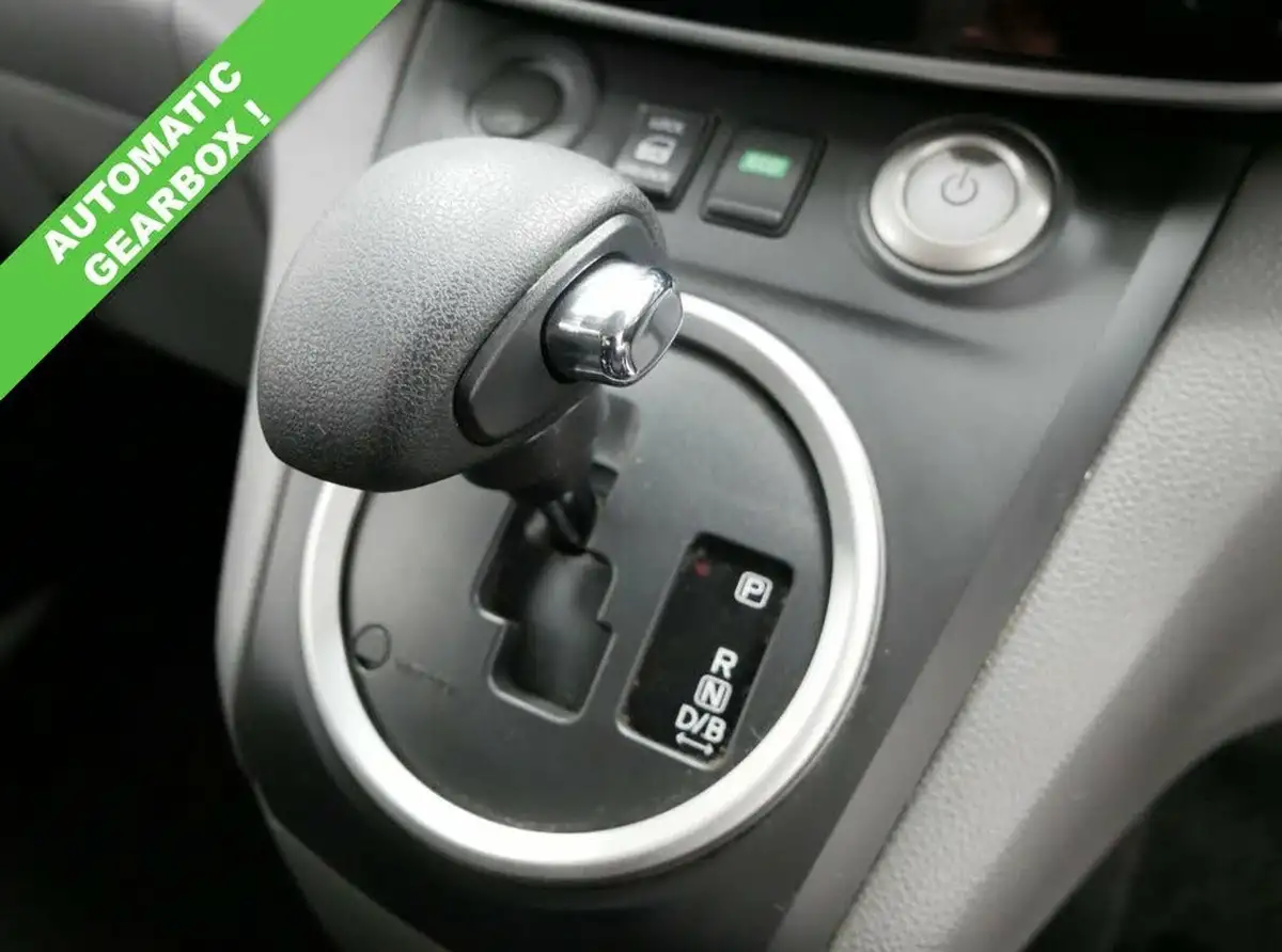 2021-nissan-env200-e-acenta-panel-van-auto-big-5