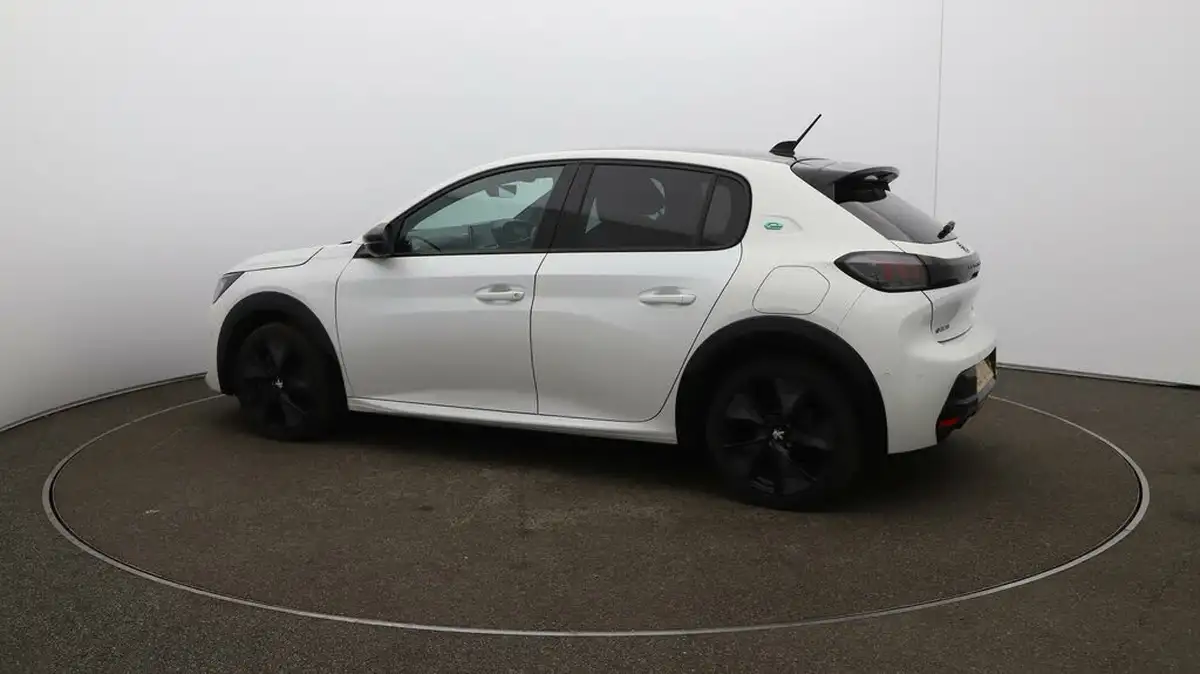 2020-peugeot-208-e-gt-50kwh-big-39