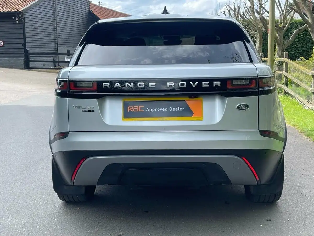 2017-land-rover-range-rover-velar-20-p300-s-big-11