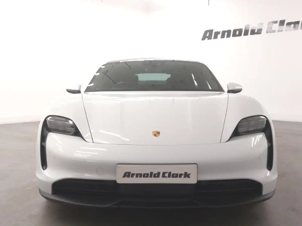 2020-porsche-taycan-e-4s-530ps-big-12