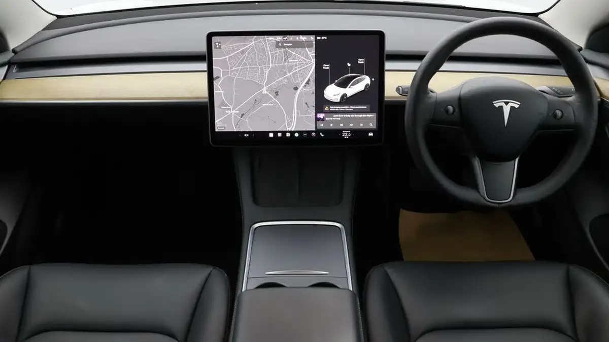 2021-tesla-model-3-e-long-range-4x4-big-12