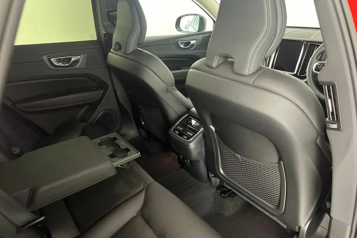 2022-volvo-xc60-20td-b4-plus-big-27