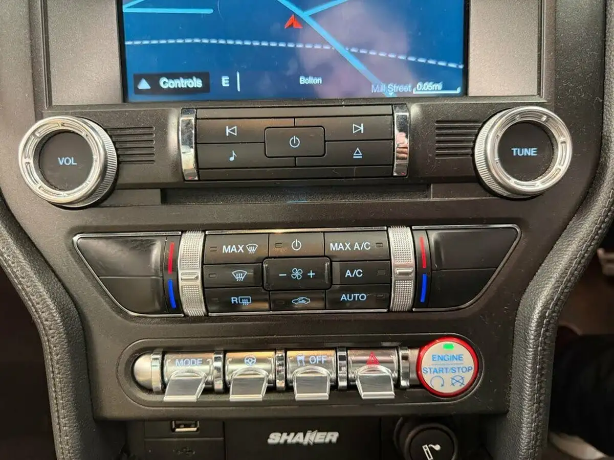 2017-ford-mustang-23-317ps-fastback-big-12