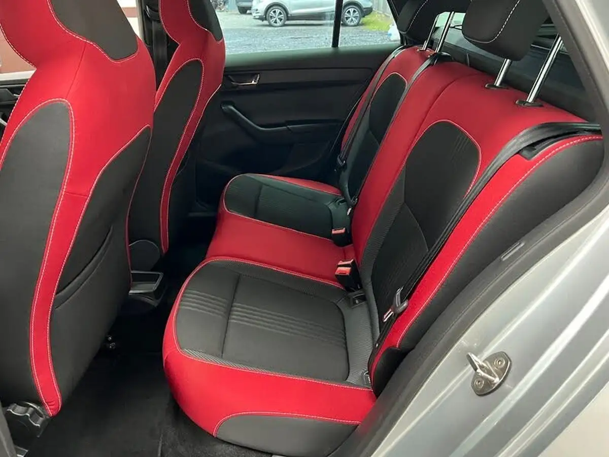 2020-skoda-fabia-10-tsi-monte-carlo-109ps-estate-big-16