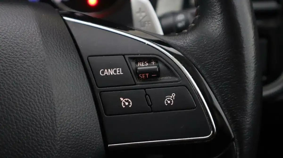 2019-mitsubishi-outlander-20-exceed-big-24