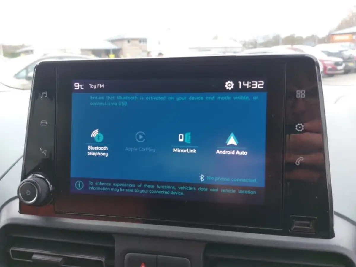 2023-citroen-berlingo-e-flair-xtr-xl-size-big-15