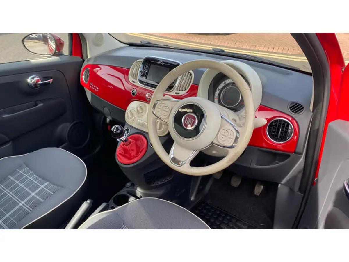 2017-fiat-500-12-lounge-big-10