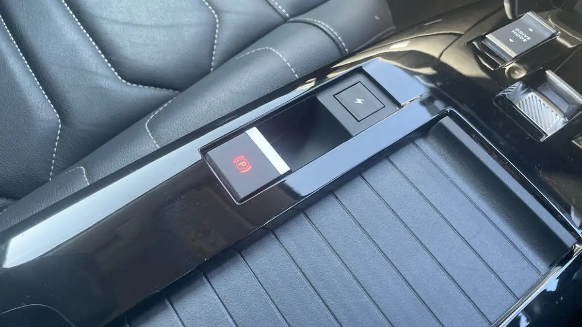 2021-citroen-c4-e-shine-plus-big-20