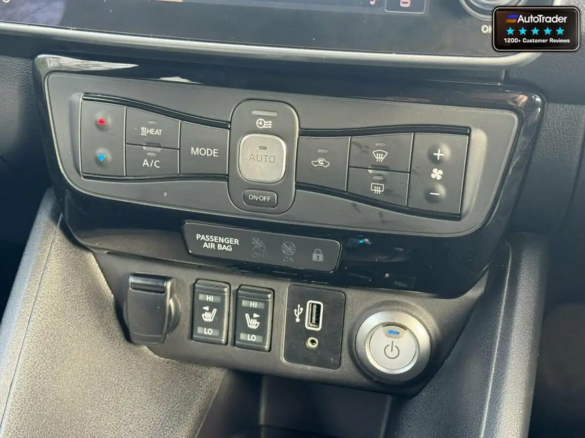 2020-nissan-leaf-e-tekna-big-21