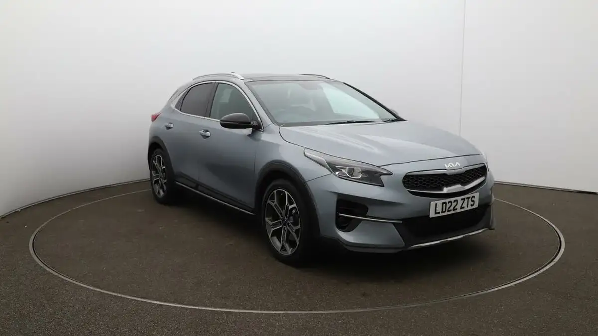 2022-kia-xceed-15-t-gdi-4-big-36