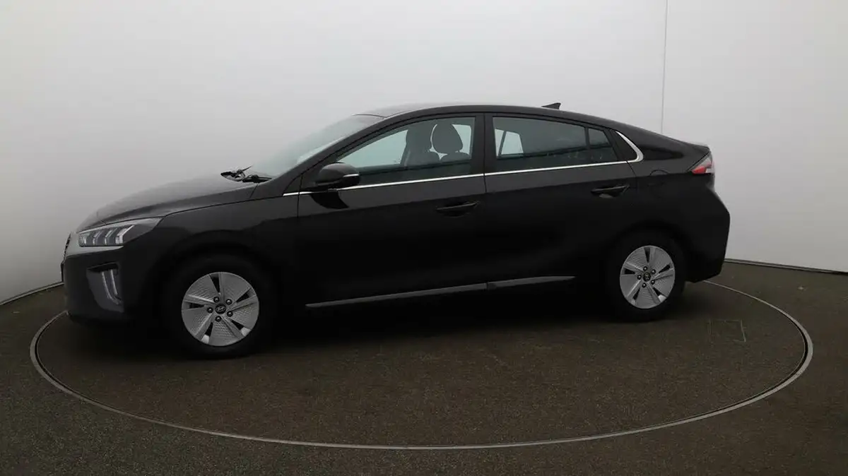 2021-hyundai-ioniq-16-gdi-premium-hybrid-big-58
