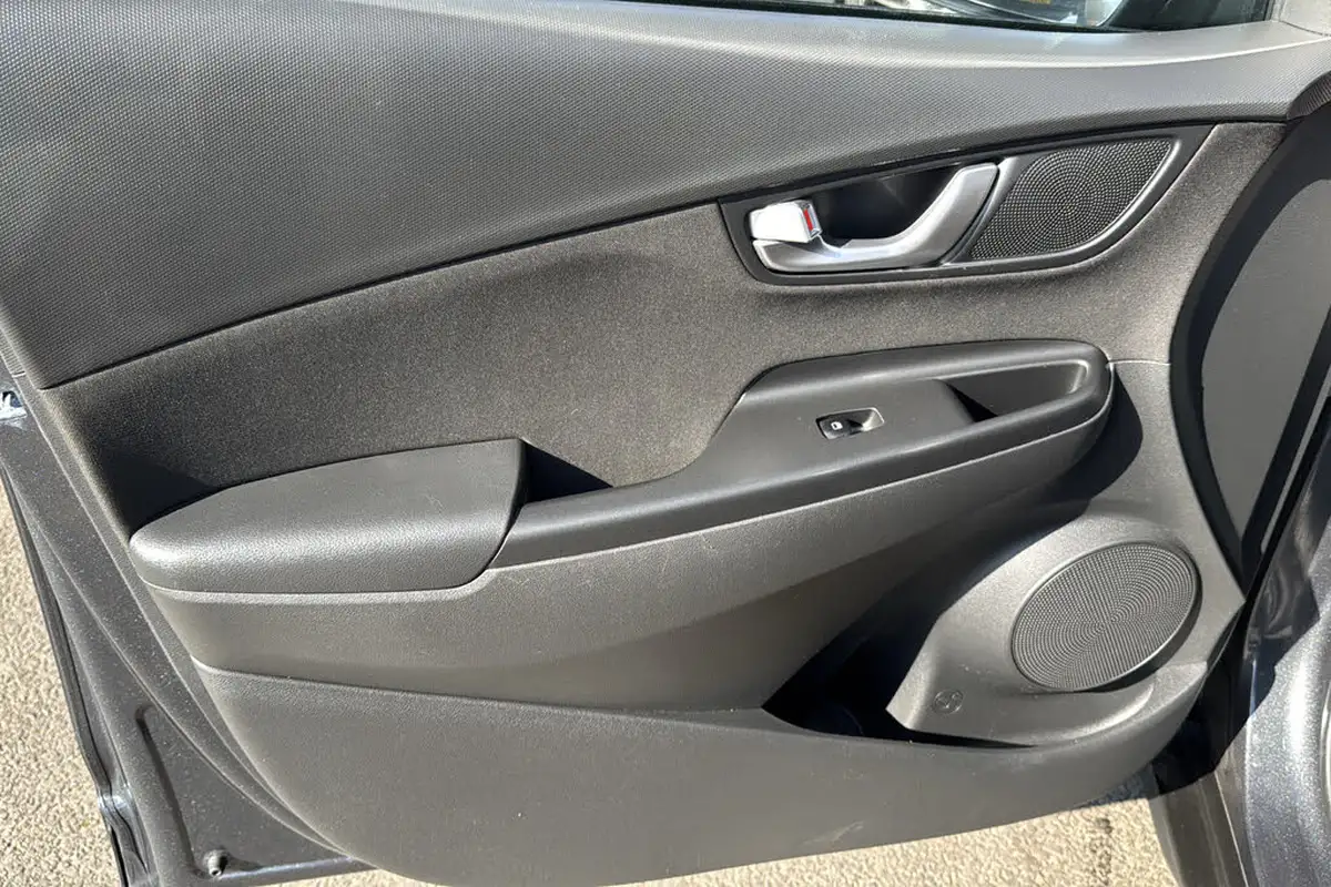 2021-hyundai-kona-16-gdi-se-connect-big-34